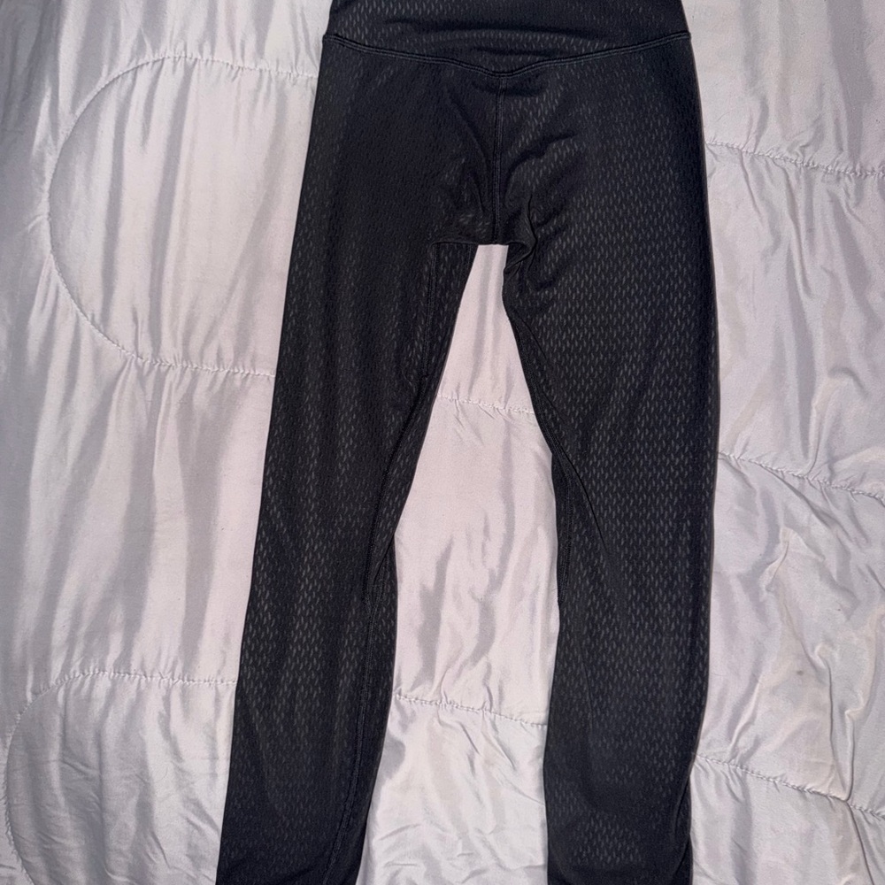 Lululemon Align II NULU Black High Rise size 2 Diverge Emboss 25" Leggings - Picture 8 of 8